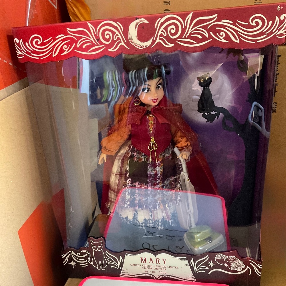 DISNEY HOCUS POCUS SANDERSON SISTERS DOLL SET   NEW IN BOXES RETIRED RARE